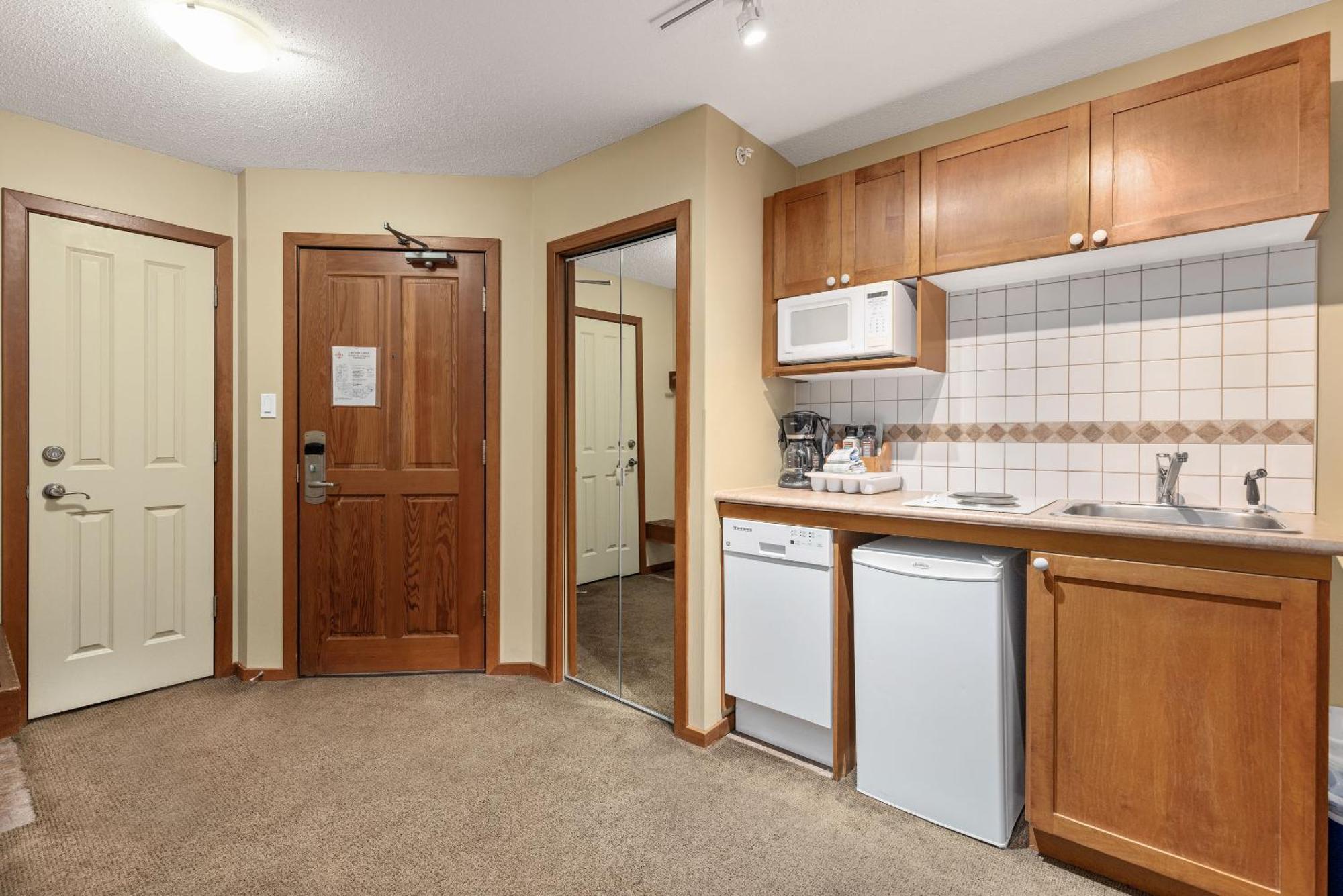 Spring Summer Special Cascade Lodge Suite Wifi 2 Hot Tubs Pool Gym Sauna Ski & Bike Storage Room Whistler Exteriér fotografie
