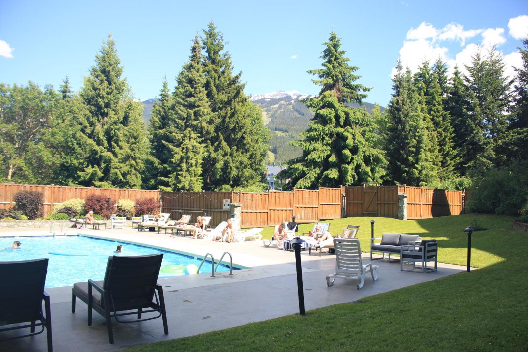 Spring Summer Special Cascade Lodge Suite Wifi 2 Hot Tubs Pool Gym Sauna Ski & Bike Storage Room Whistler Exteriér fotografie